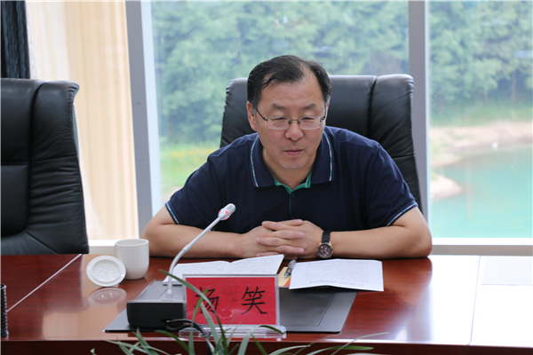 辽宁省红十字会副会长杨笑出席座谈会1.png