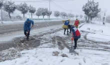 南京市江宁区湖熟街道：“扫雪志愿行，温情暖人心”