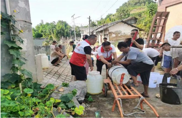 宜宾市红十字系统助力抗旱救灾